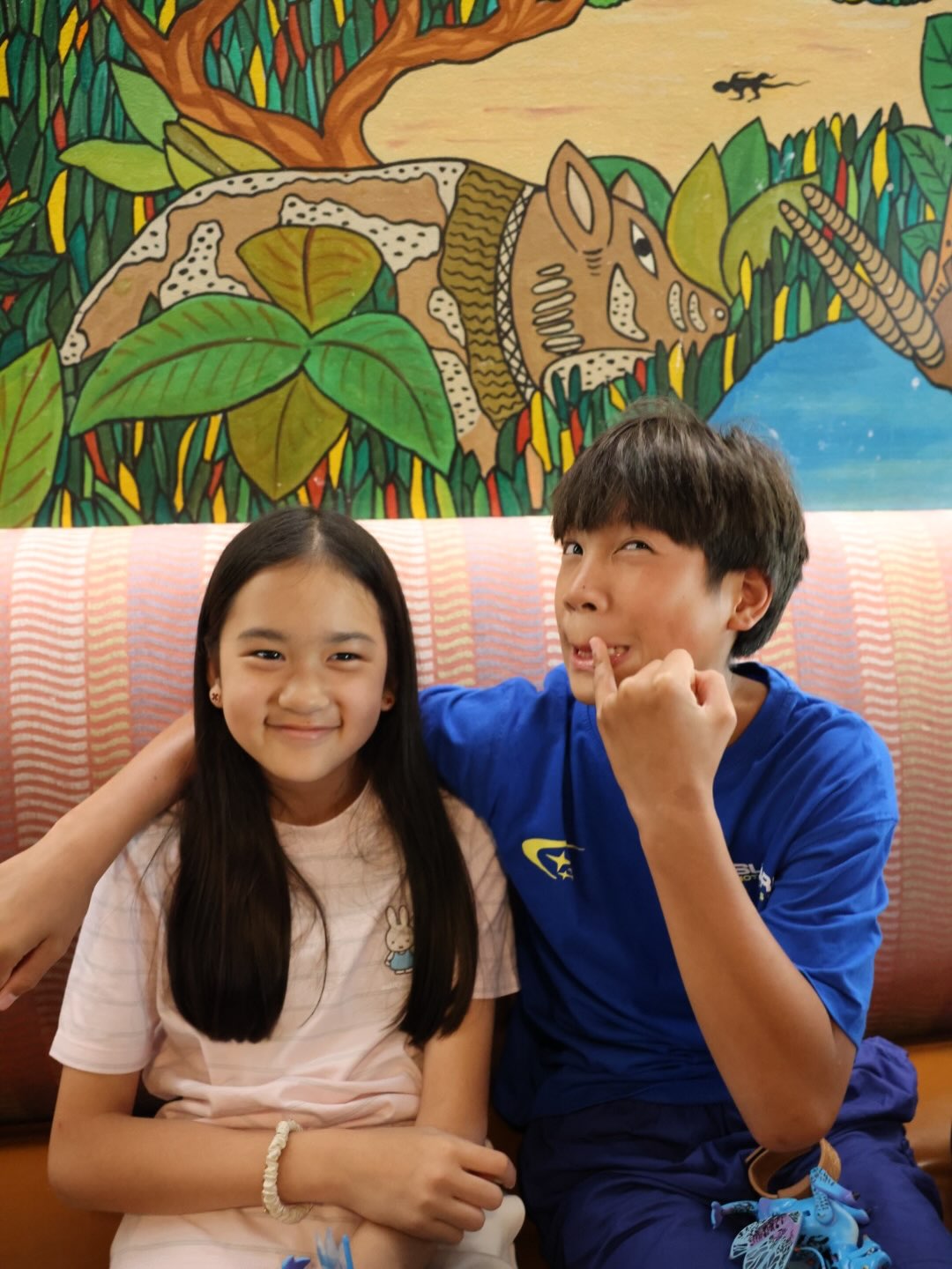 พลอย - ชิดจันทร์ ห่ง