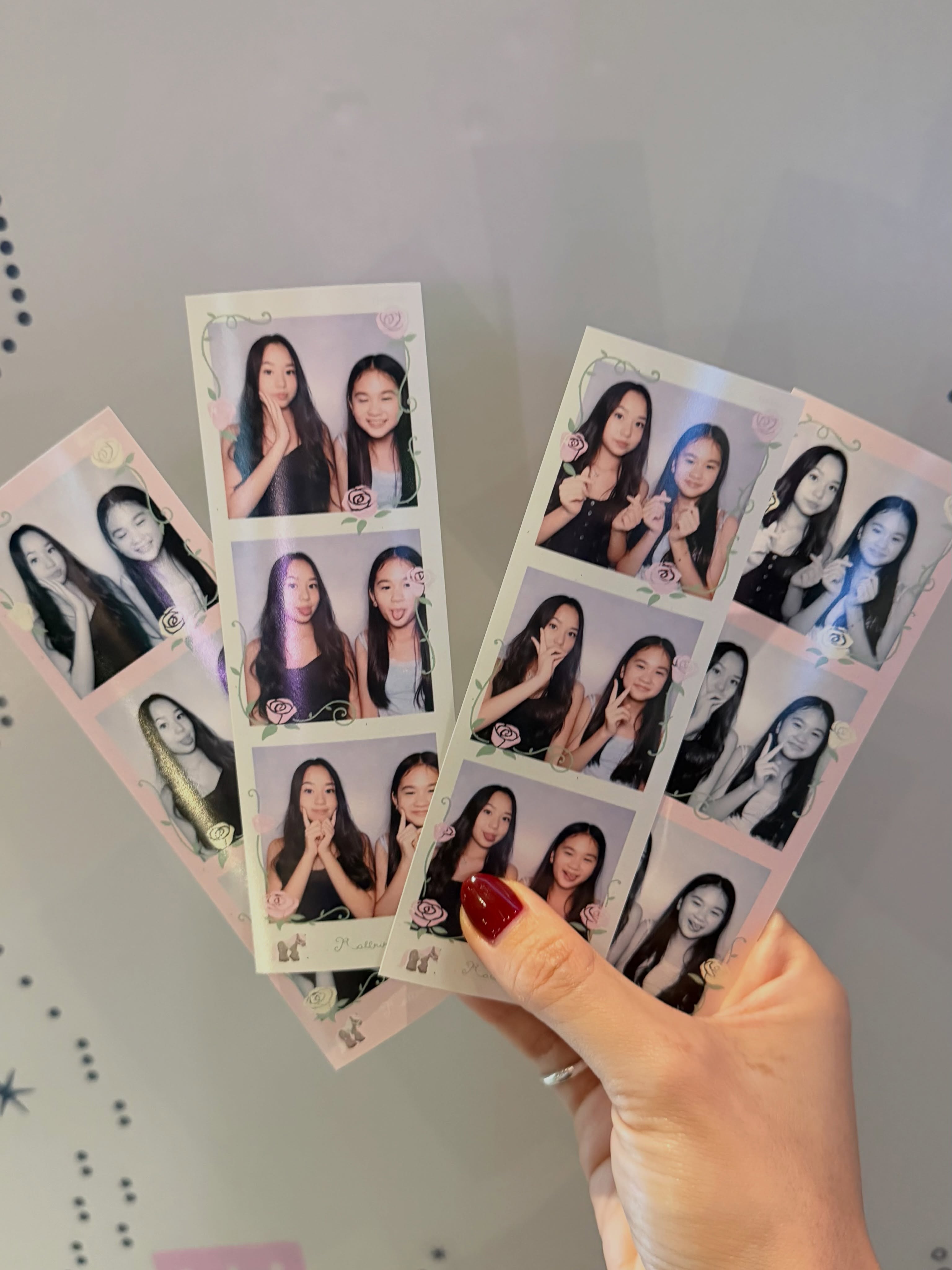 พลอย - ชิดจันทร์ ห่ง