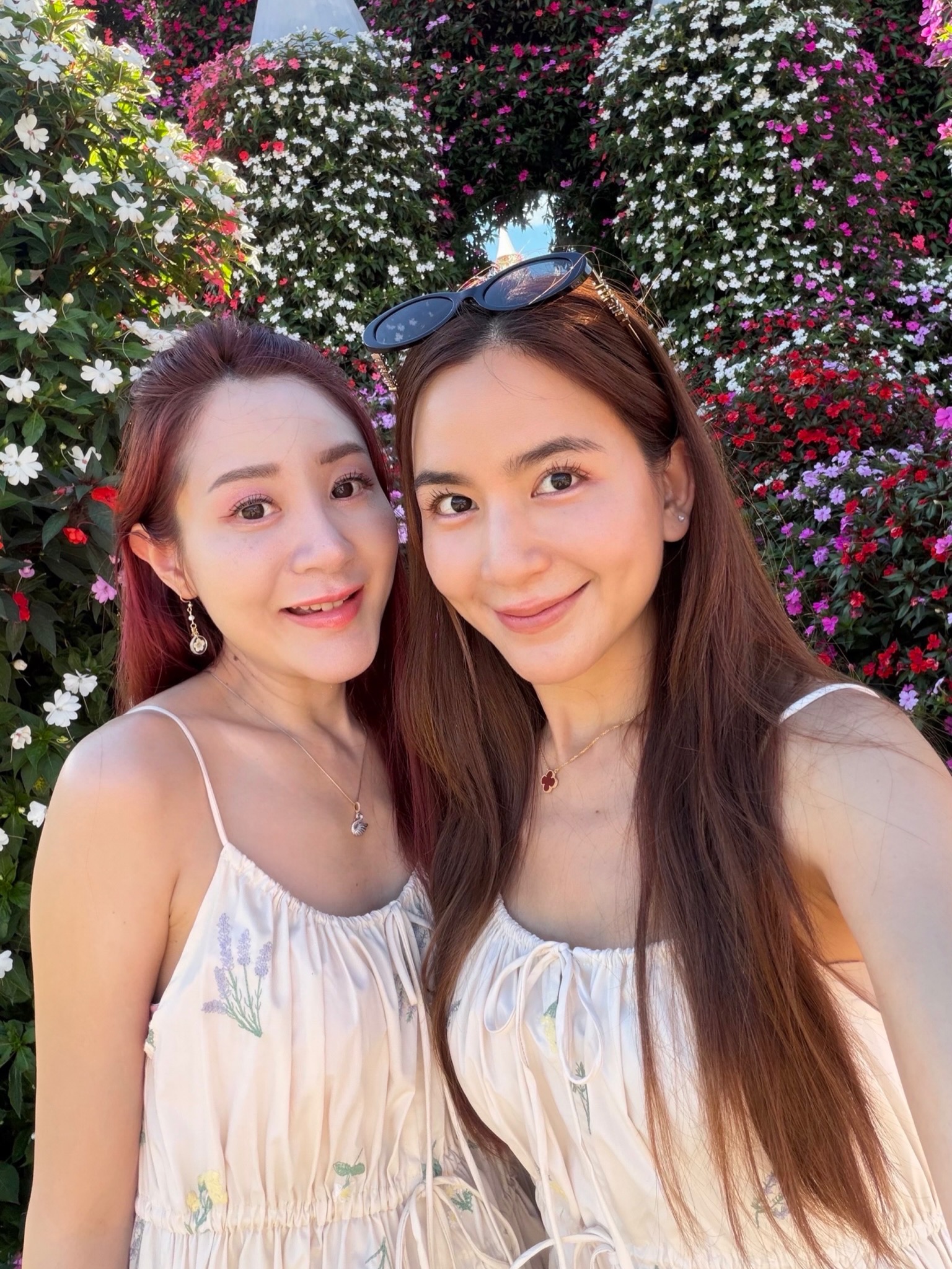 พลอย - ชิดจันทร์ ห่ง