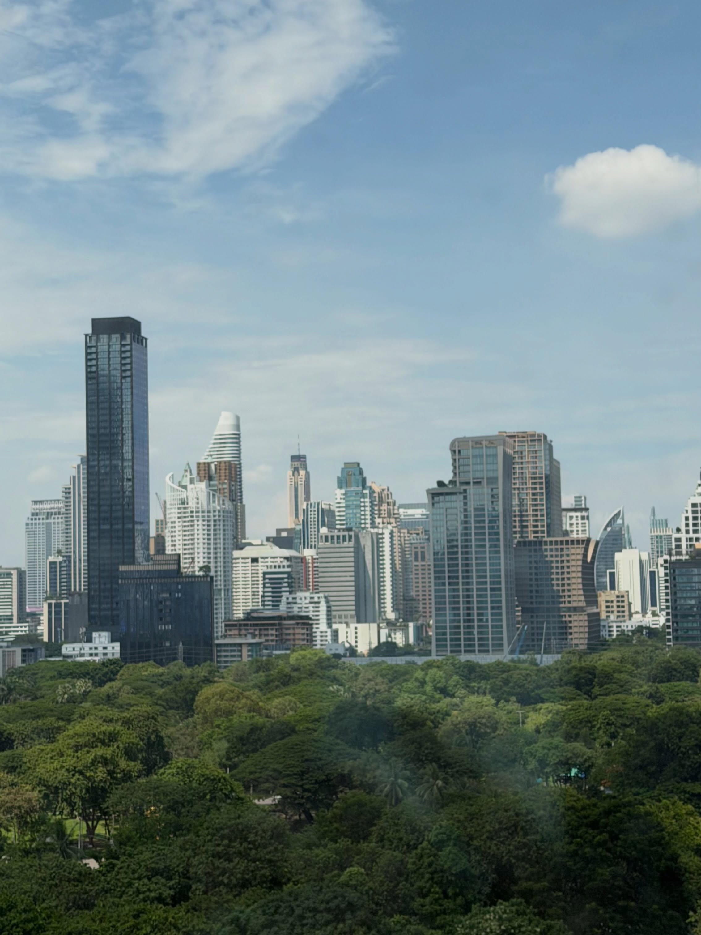 พลอย - ชิดจันทร์ ห่ง