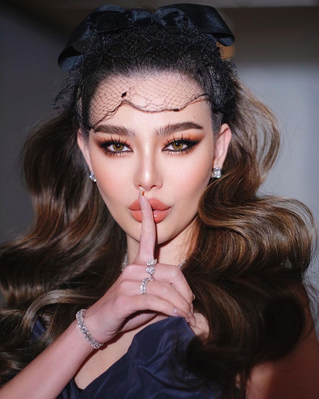 ดิว - อริสรา ทองบริสุทธิ์
