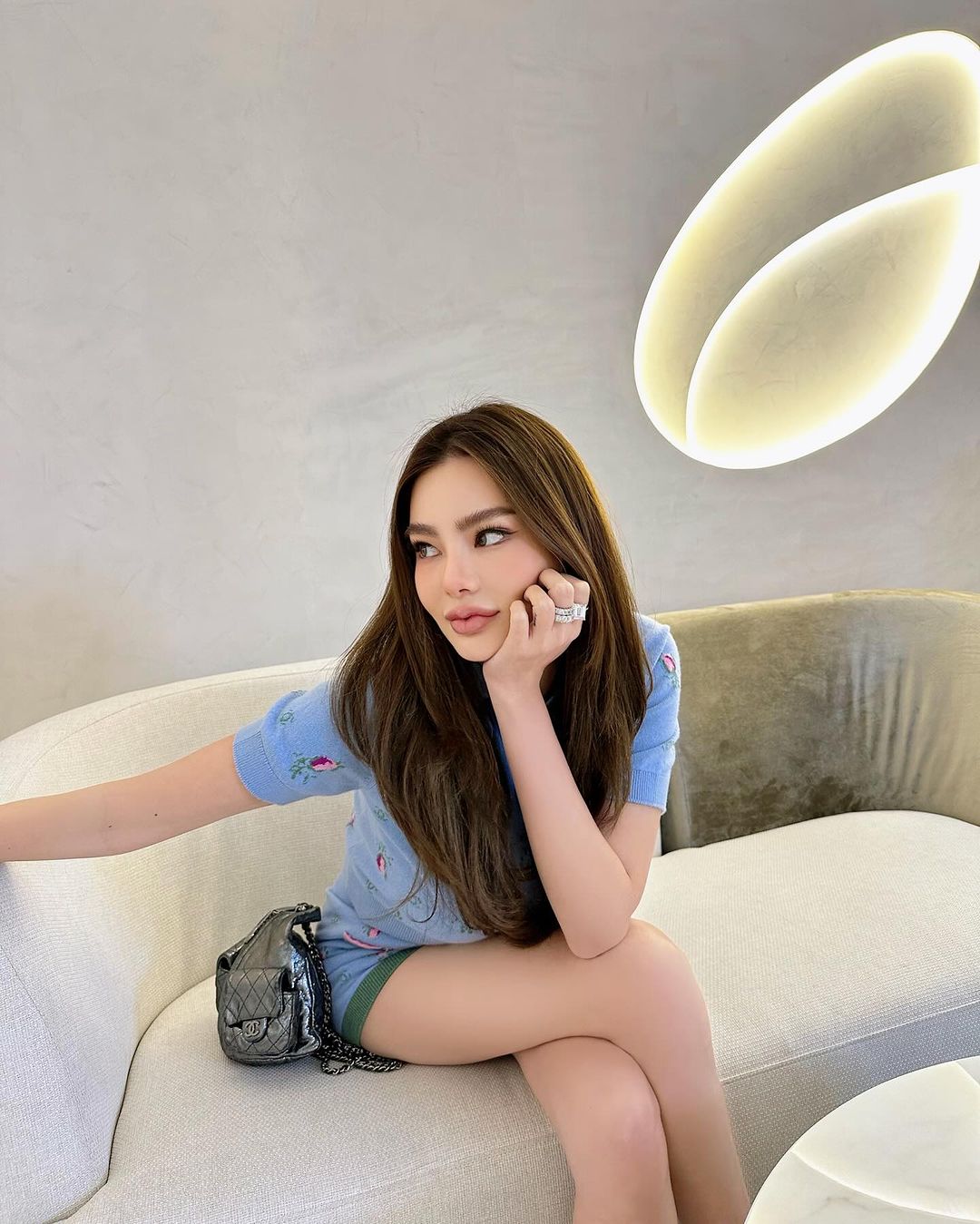 ดิว - อริสรา ทองบริสุทธิ์
