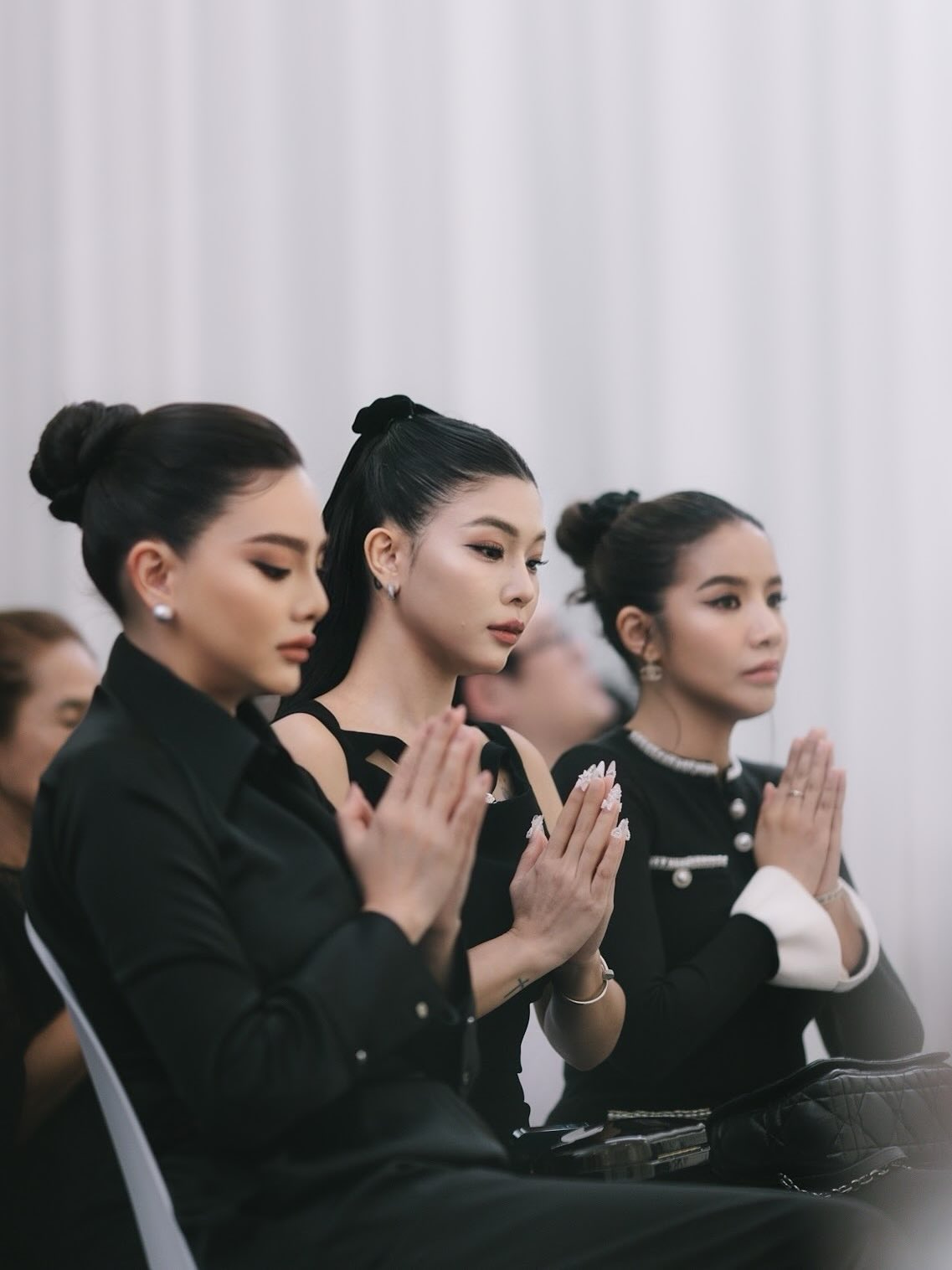 ดิว - อริสรา ทองบริสุทธิ์