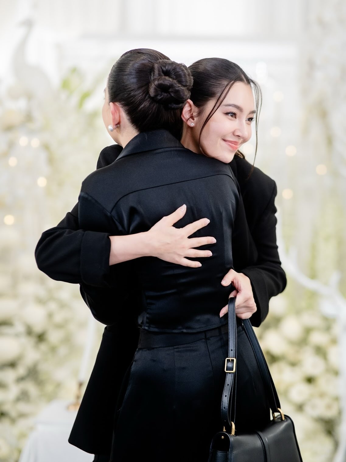 ดิว - อริสรา ทองบริสุทธิ์