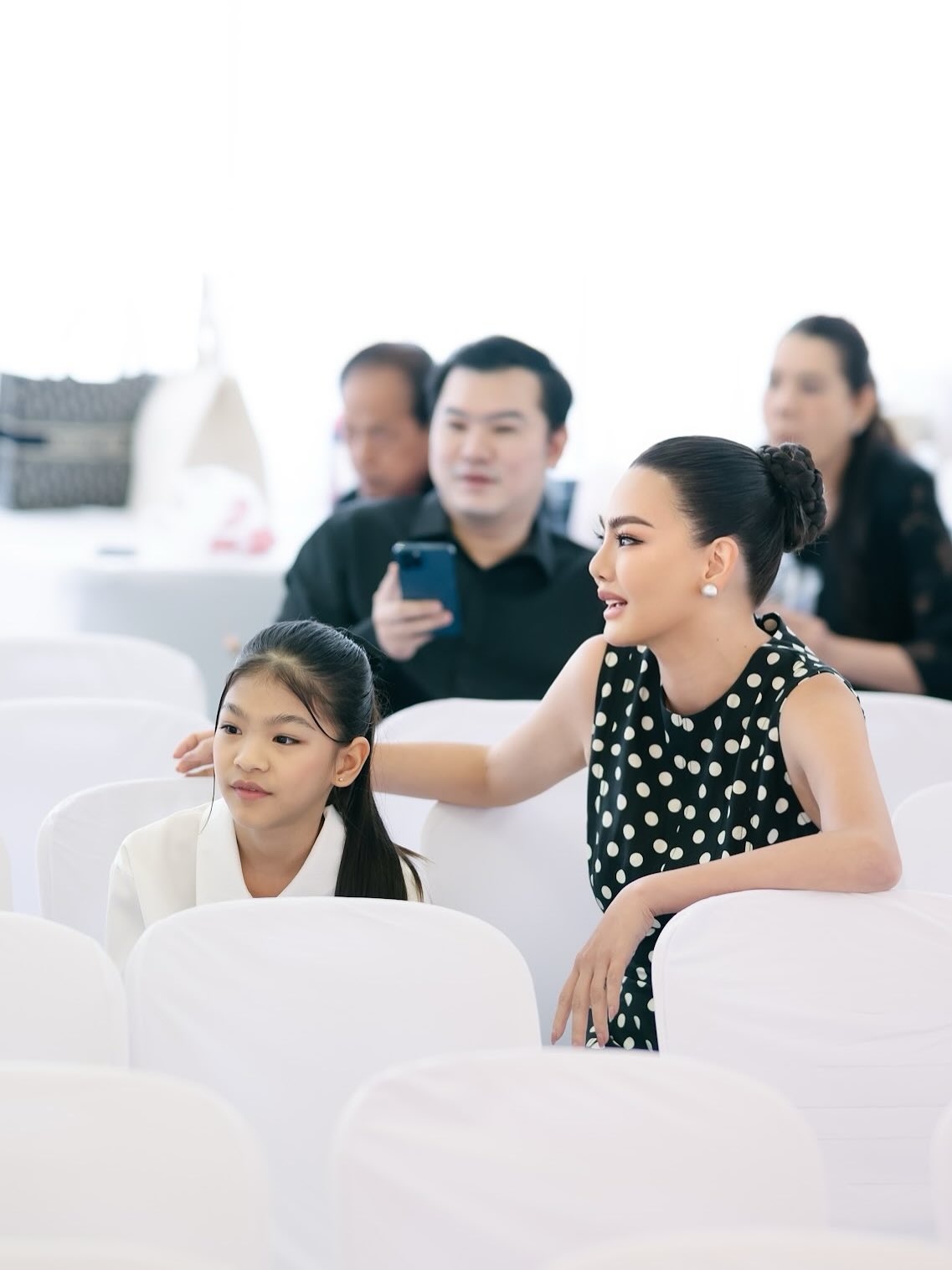 ดิว - อริสรา ทองบริสุทธิ์