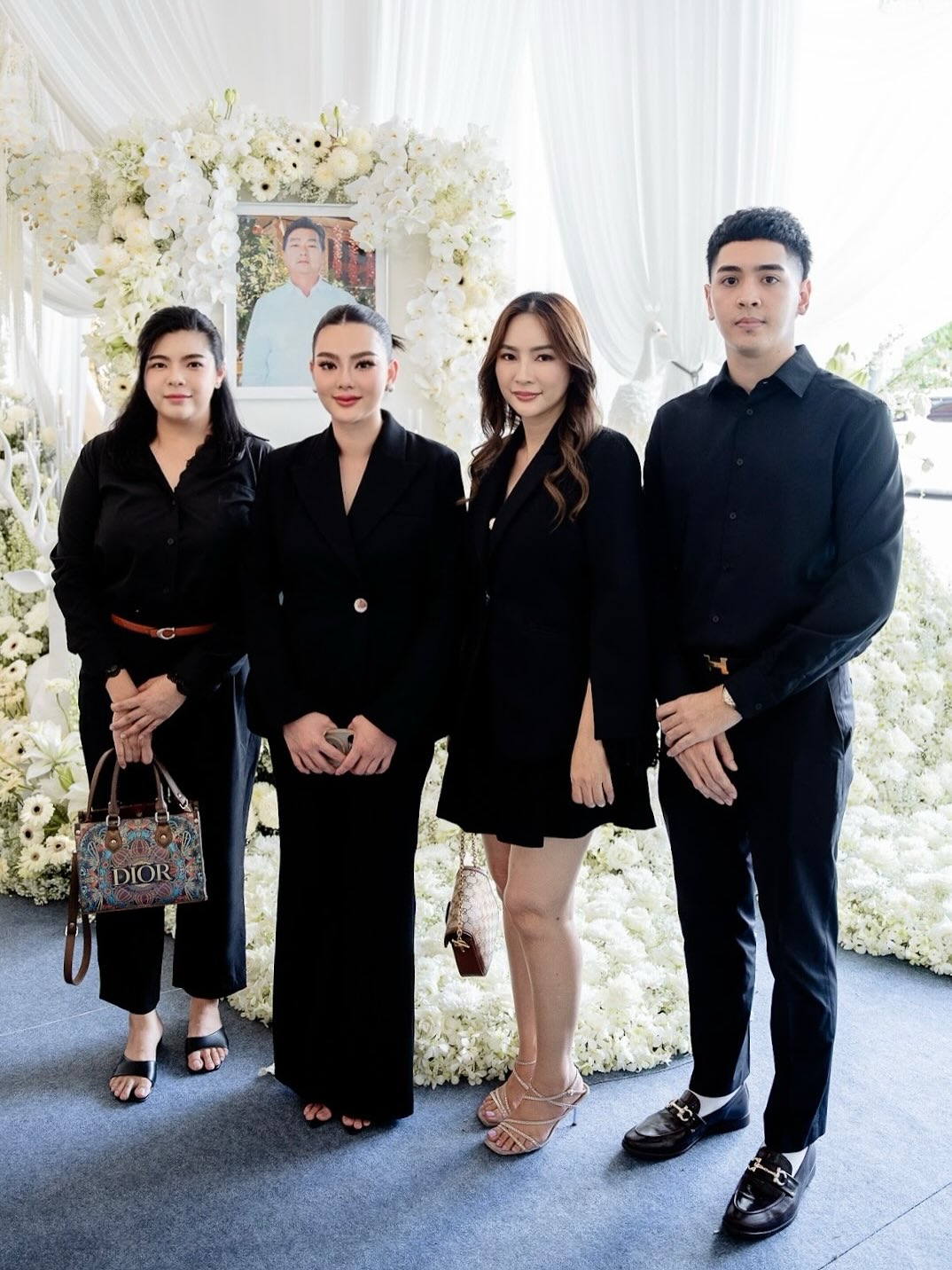 ดิว - อริสรา ทองบริสุทธิ์