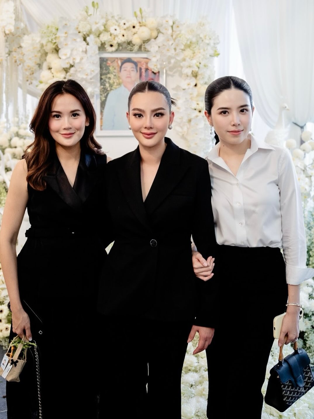 ดิว - อริสรา ทองบริสุทธิ์
