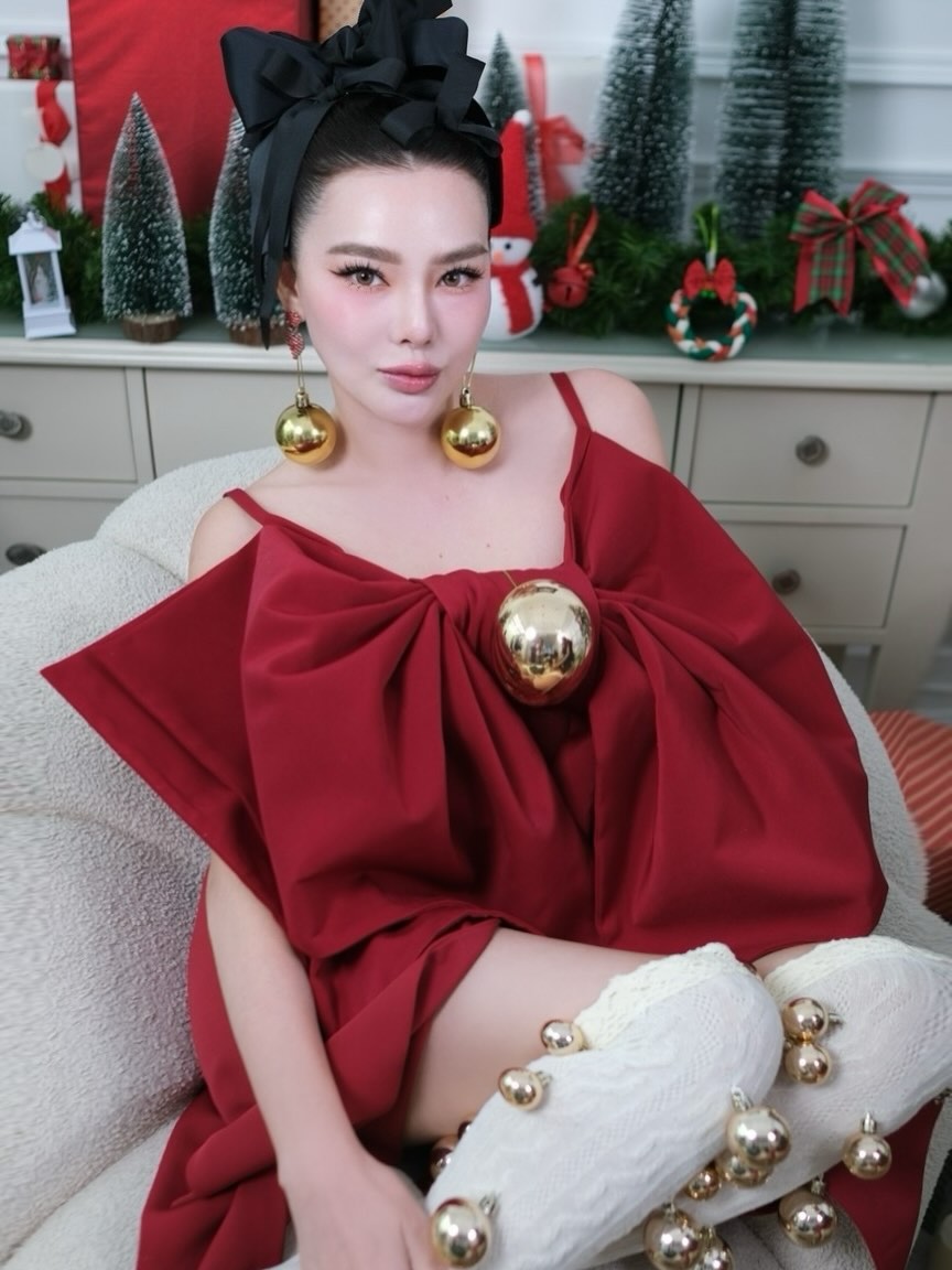 ดิว - อริสรา ทองบริสุทธิ์