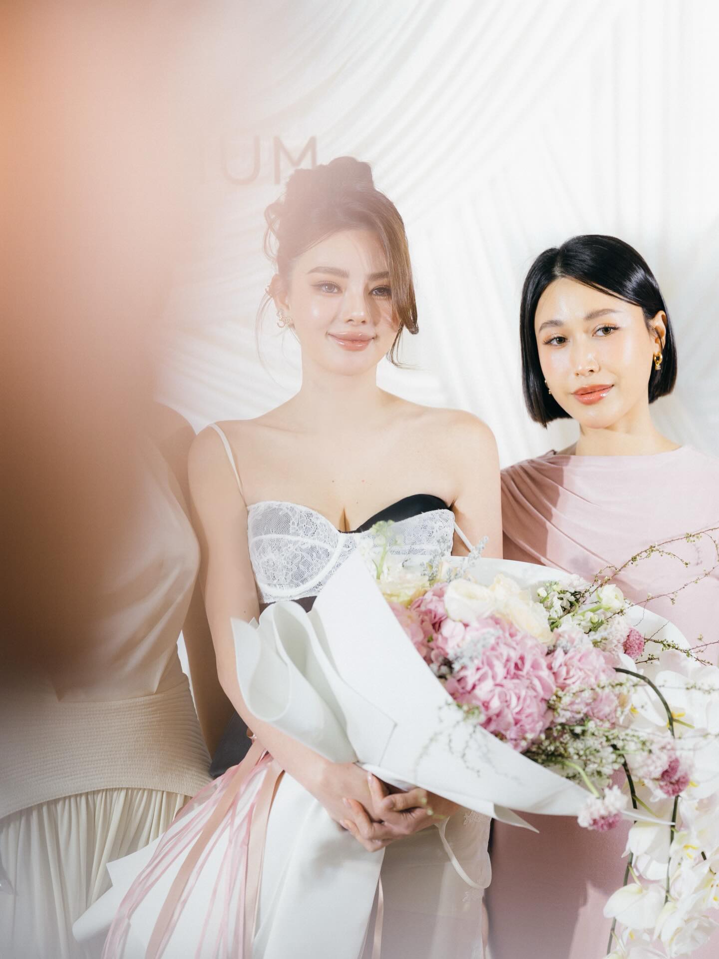 ดิว - อริสรา ทองบริสุทธิ์