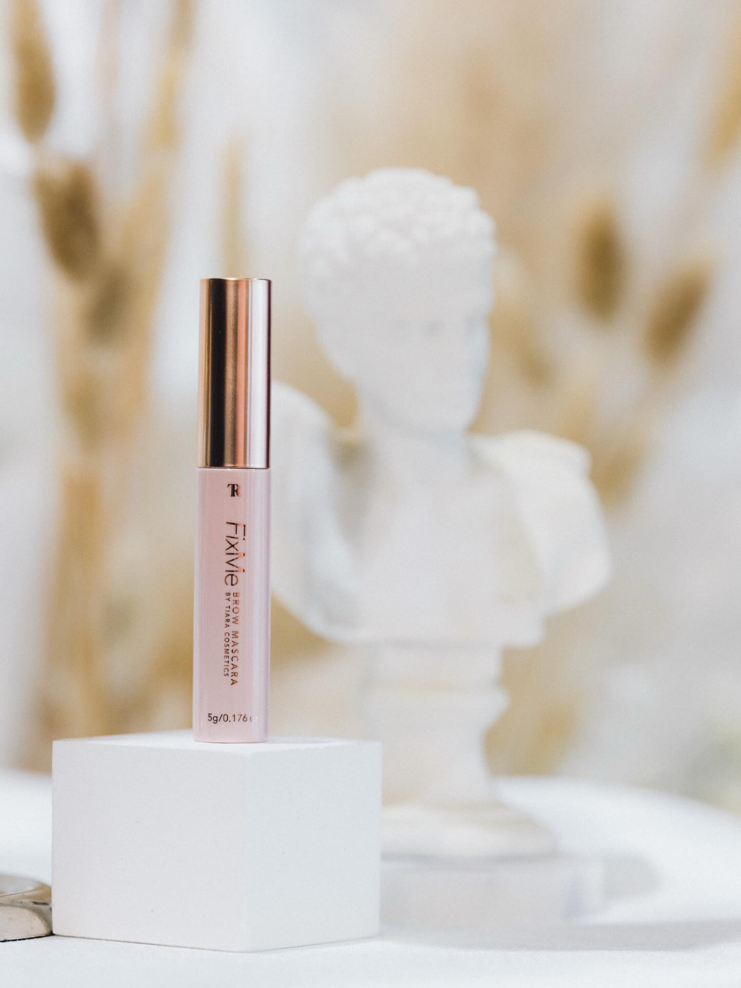 ดิว - อริสรา ทองบริสุทธิ์