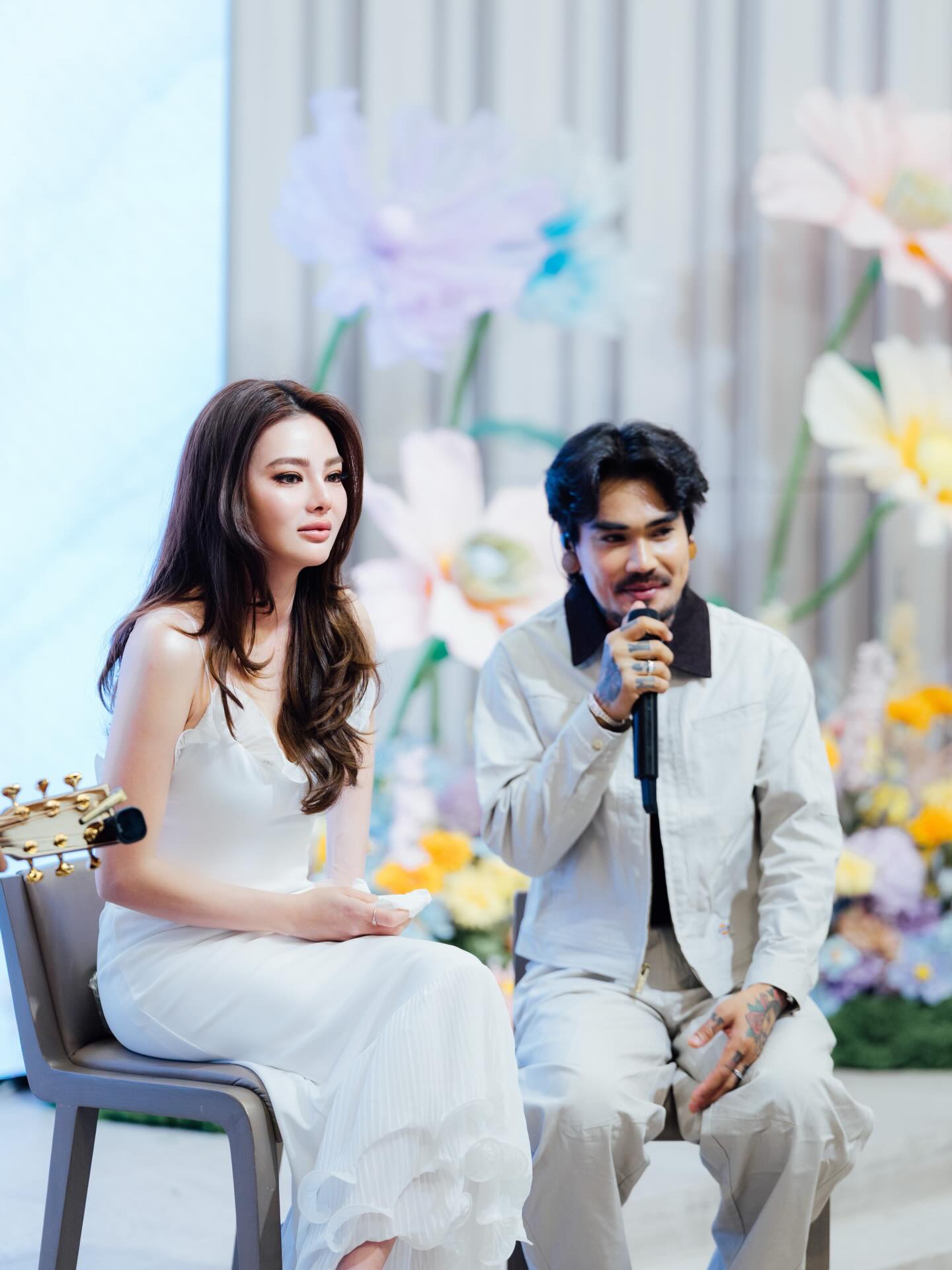 ดิว - อริสรา ทองบริสุทธิ์