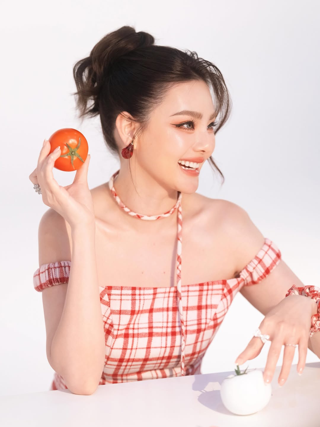 ดิว - อริสรา ทองบริสุทธิ์
