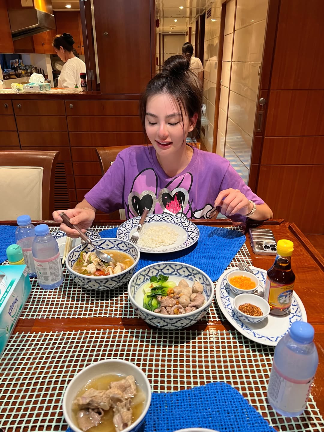 ดิว - อริสรา ทองบริสุทธิ์