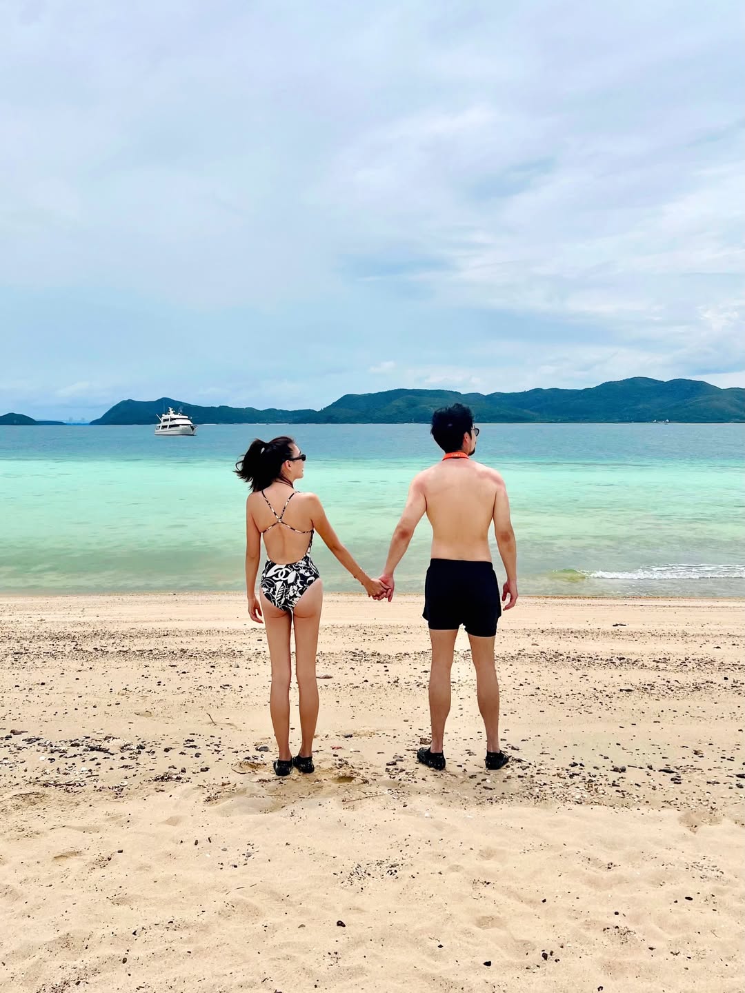 ดิว - อริสรา ทองบริสุทธิ์