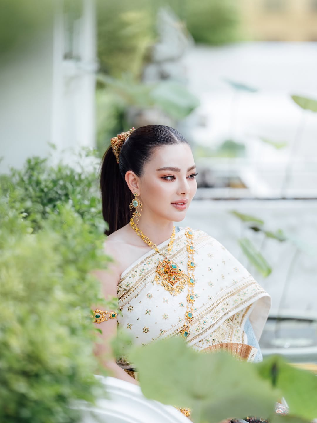 ดิว - อริสรา ทองบริสุทธิ์