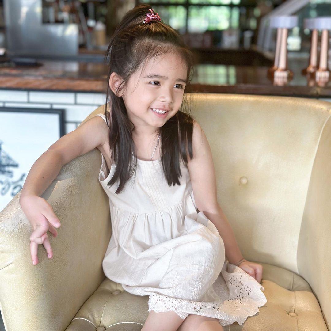 อุ้ม - ลักขณา วัธนวงส์ศิริ