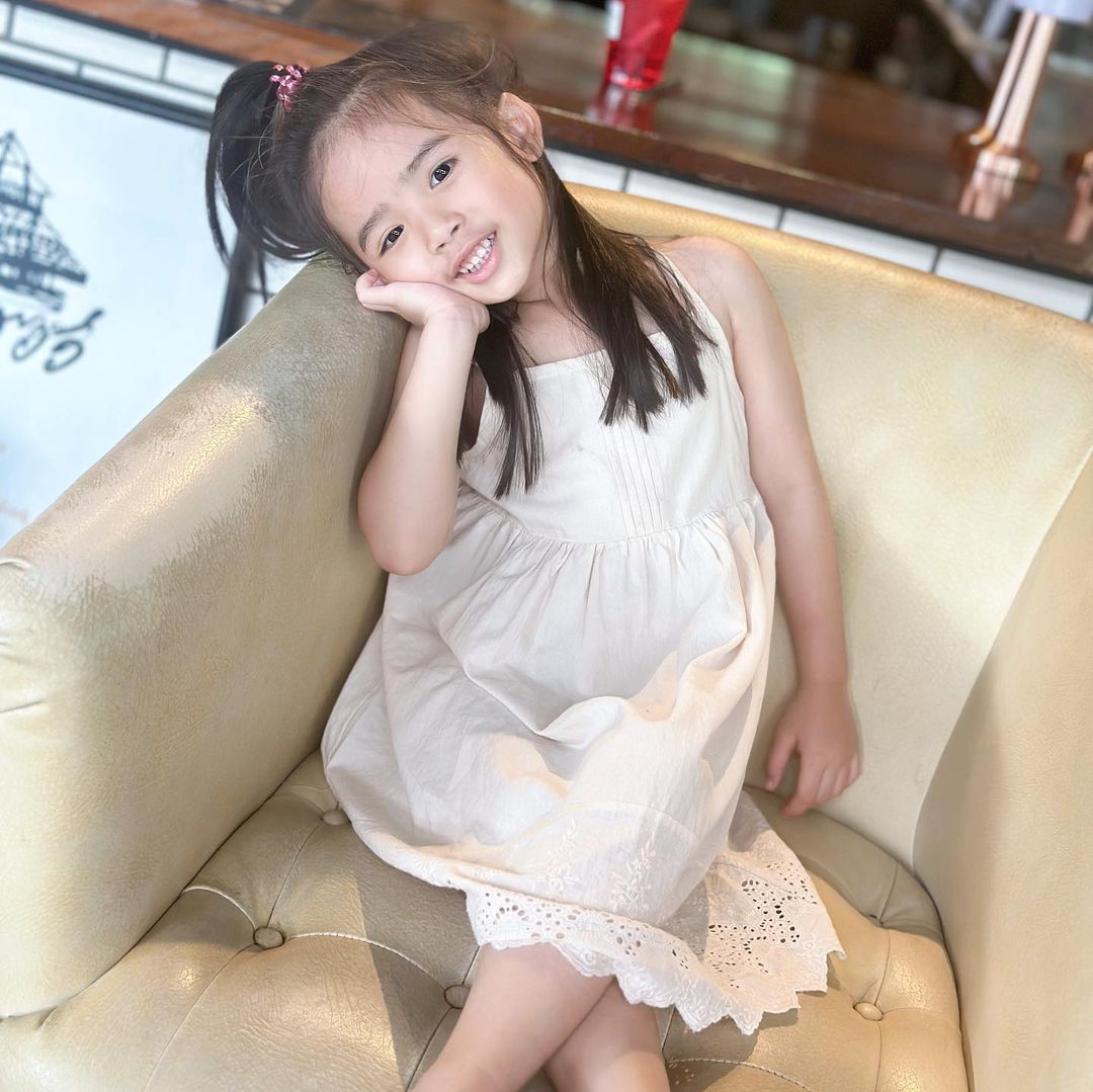 อุ้ม - ลักขณา วัธนวงส์ศิริ