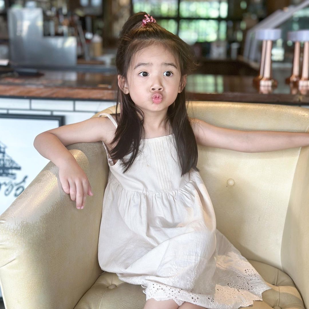 อุ้ม - ลักขณา วัธนวงส์ศิริ