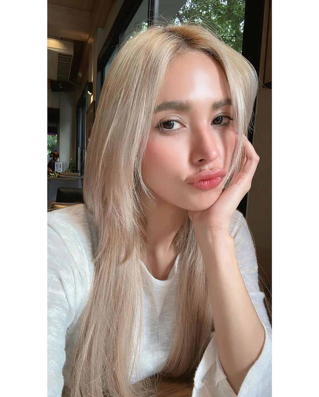 อุ้ม - ลักขณา วัธนวงส์ศิริ