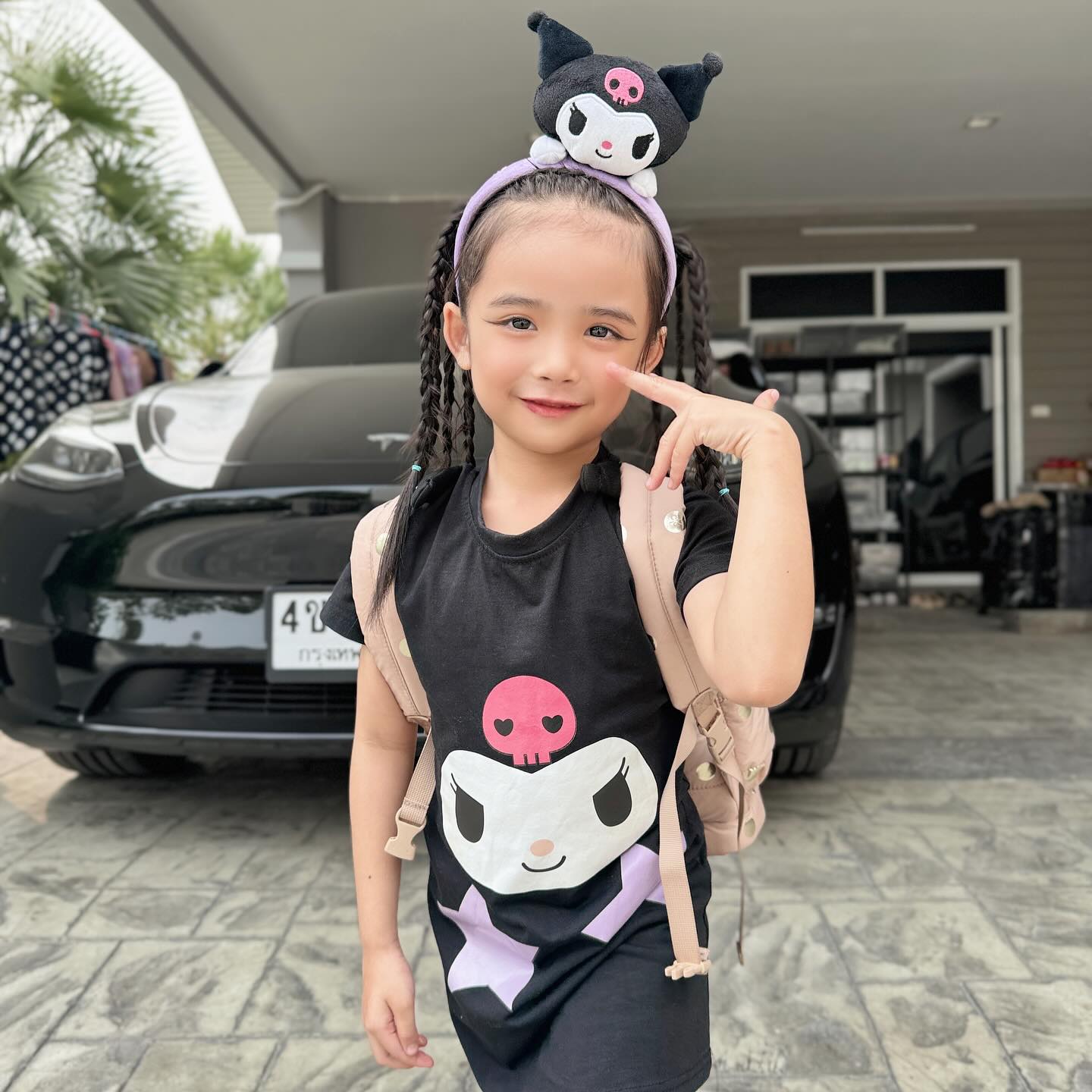 อุ้ม - ลักขณา วัธนวงส์ศิริ