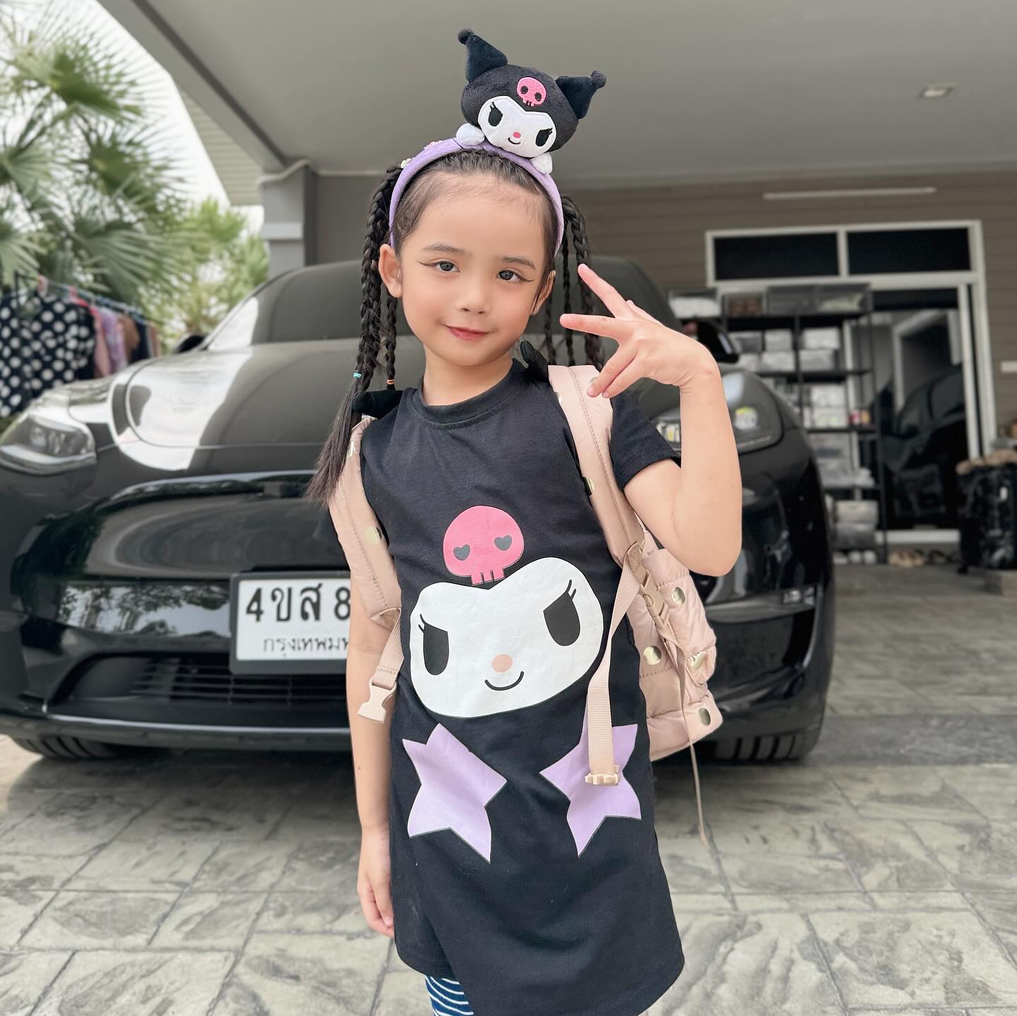 อุ้ม - ลักขณา วัธนวงส์ศิริ