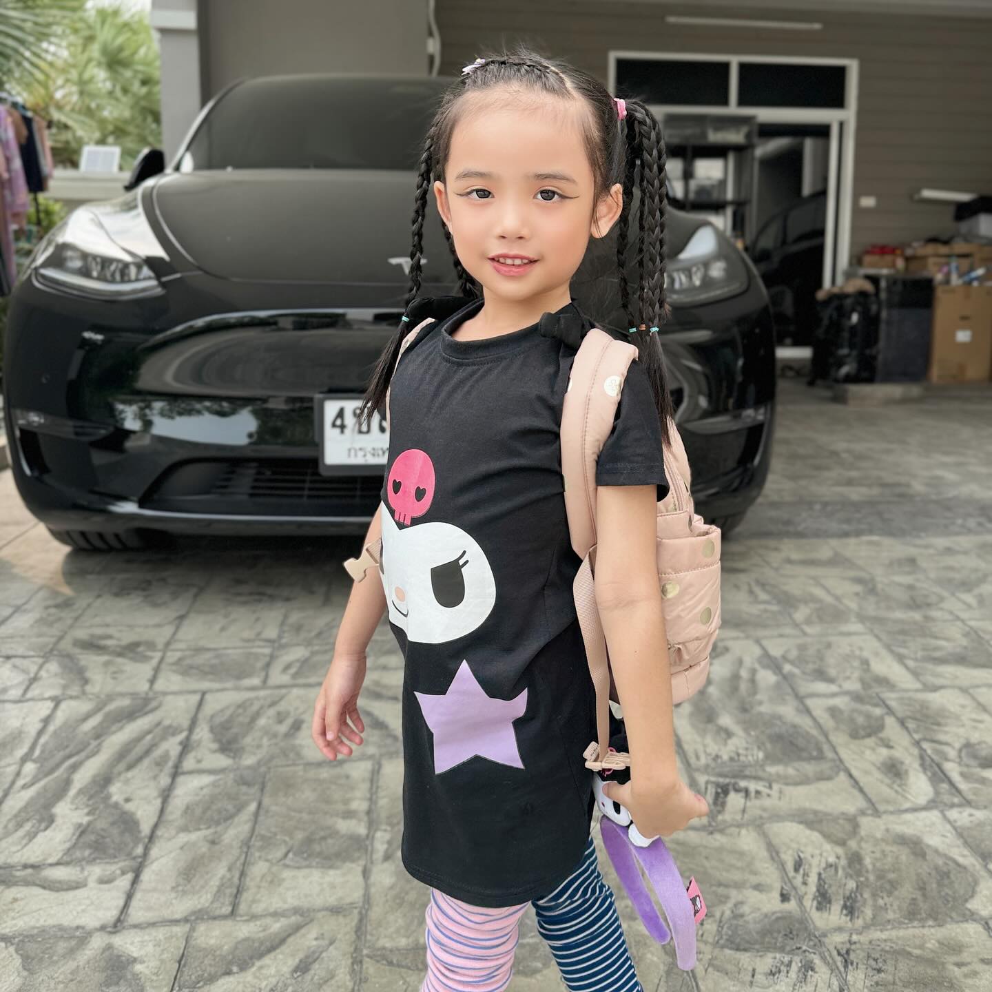 อุ้ม - ลักขณา วัธนวงส์ศิริ