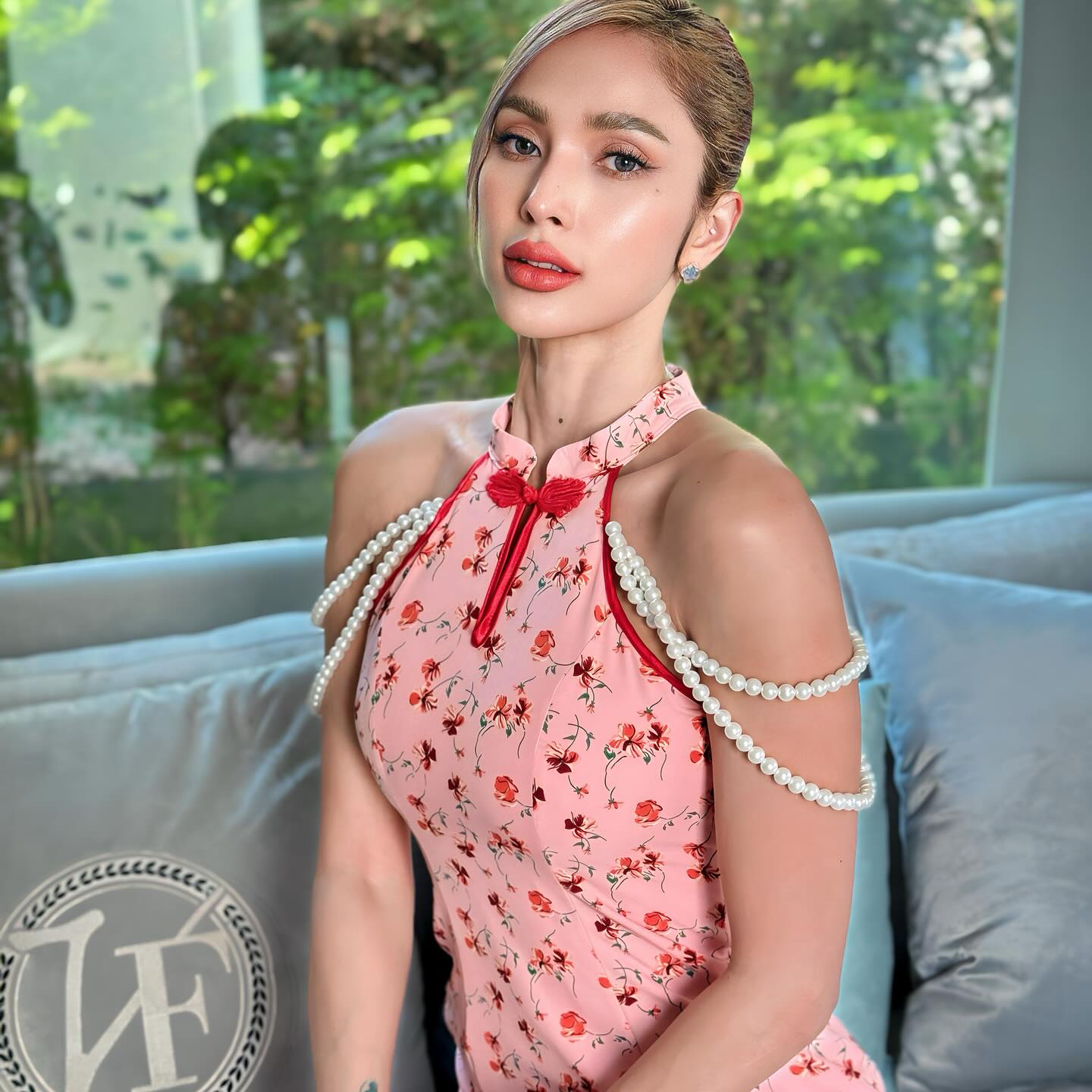 อุ้ม - ลักขณา วัธนวงส์ศิริ