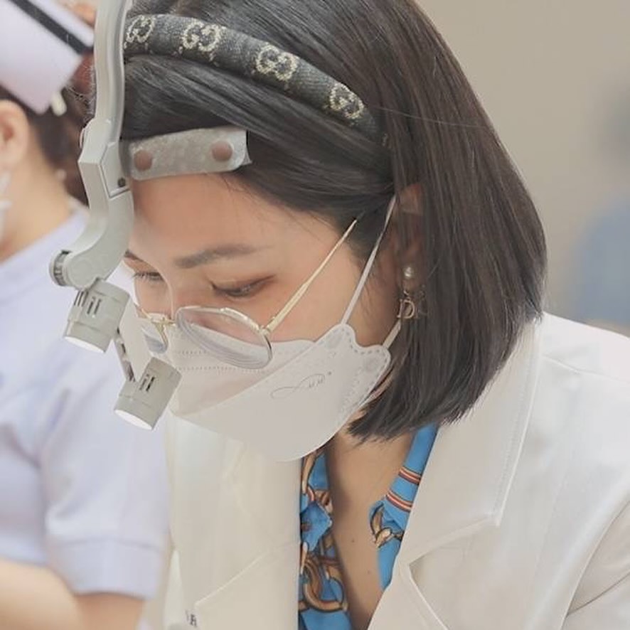 อุ้ม - ลักขณา วัธนวงส์ศิริ