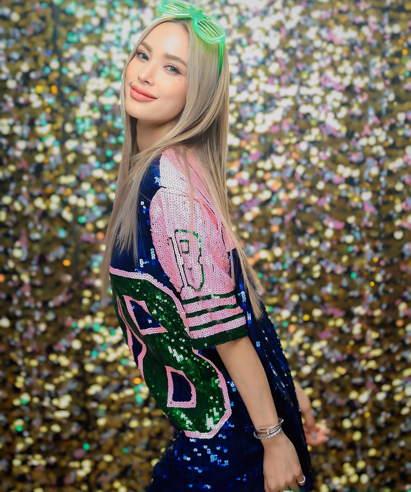 อุ้ม - ลักขณา วัธนวงส์ศิริ