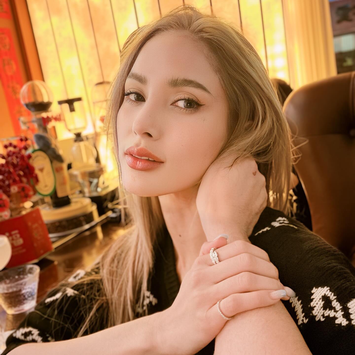 อุ้ม - ลักขณา วัธนวงส์ศิริ