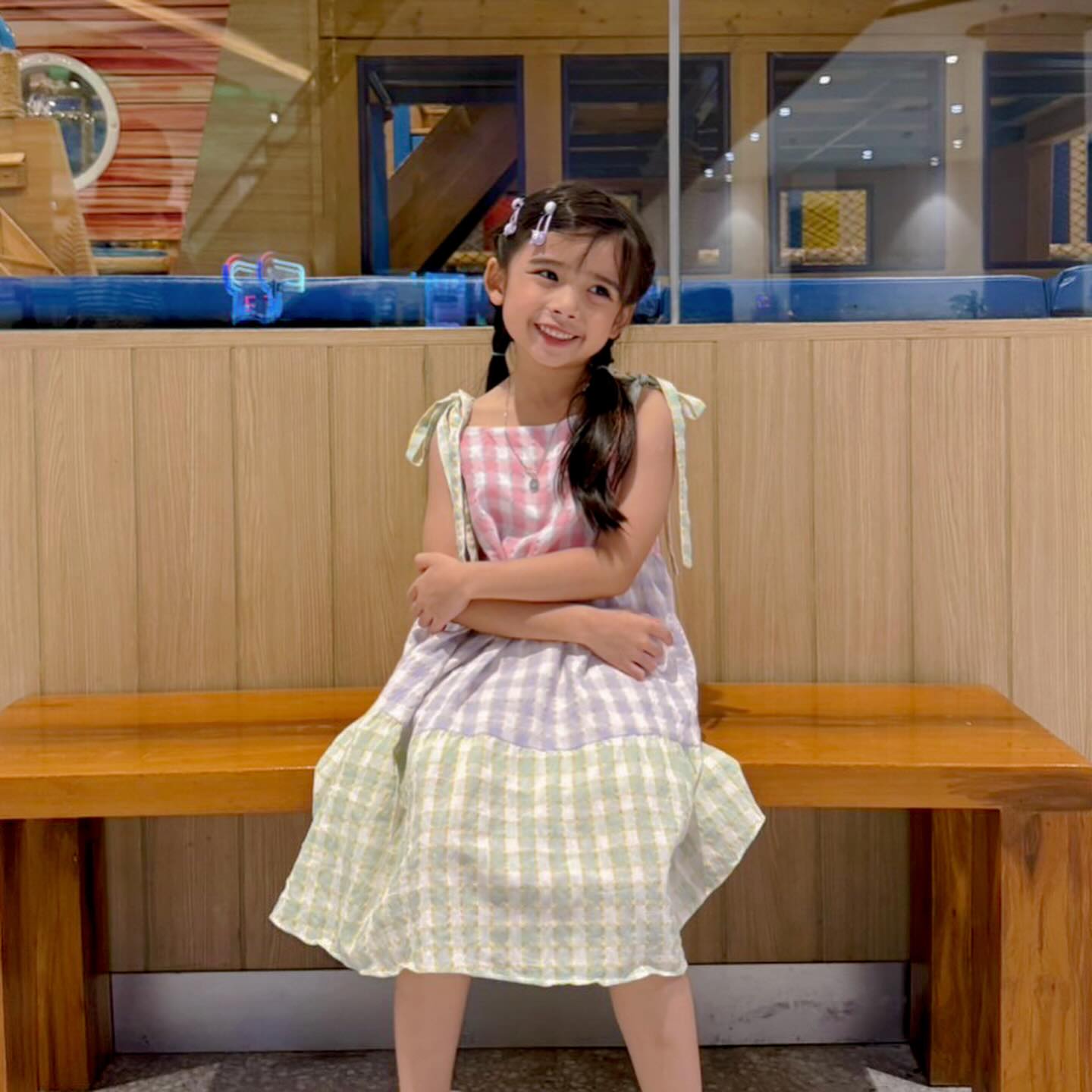 อุ้ม - ลักขณา วัธนวงส์ศิริ