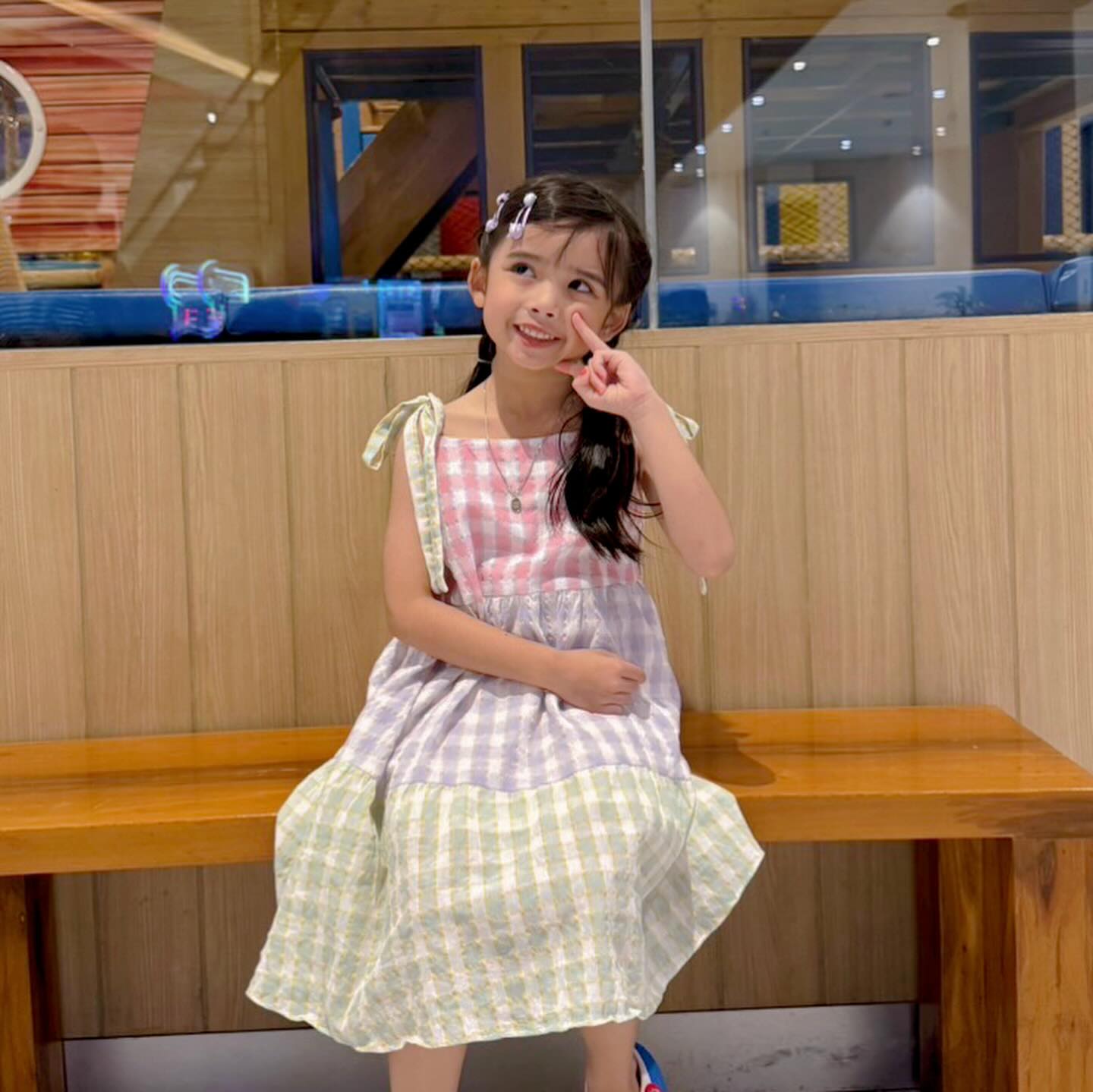 อุ้ม - ลักขณา วัธนวงส์ศิริ