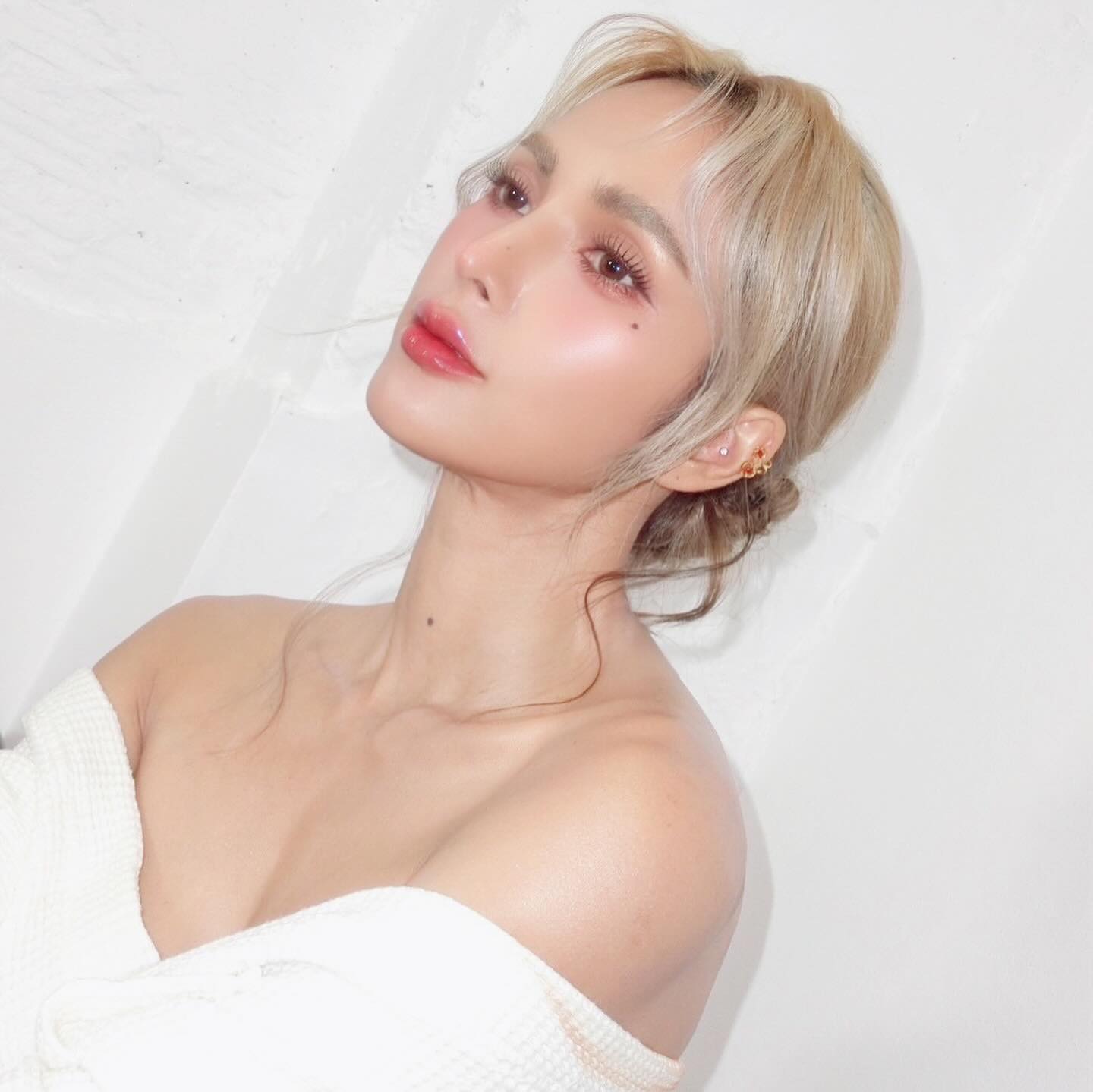 อุ้ม - ลักขณา วัธนวงส์ศิริ