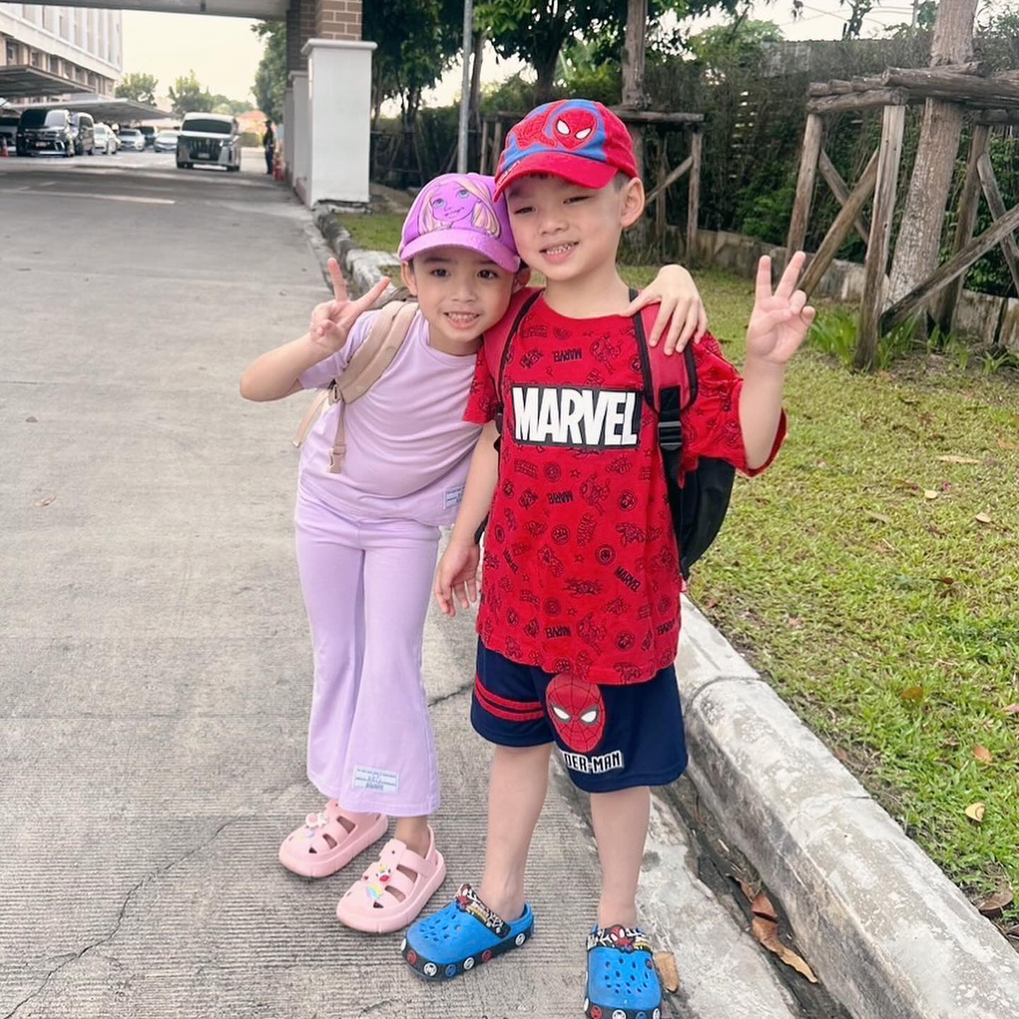 อุ้ม - ลักขณา วัธนวงส์ศิริ