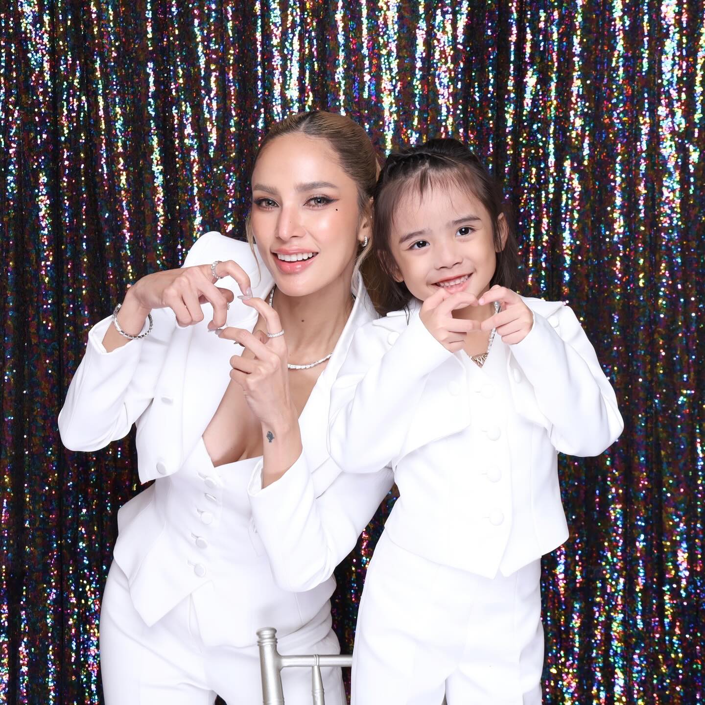 อุ้ม - ลักขณา วัธนวงส์ศิริ