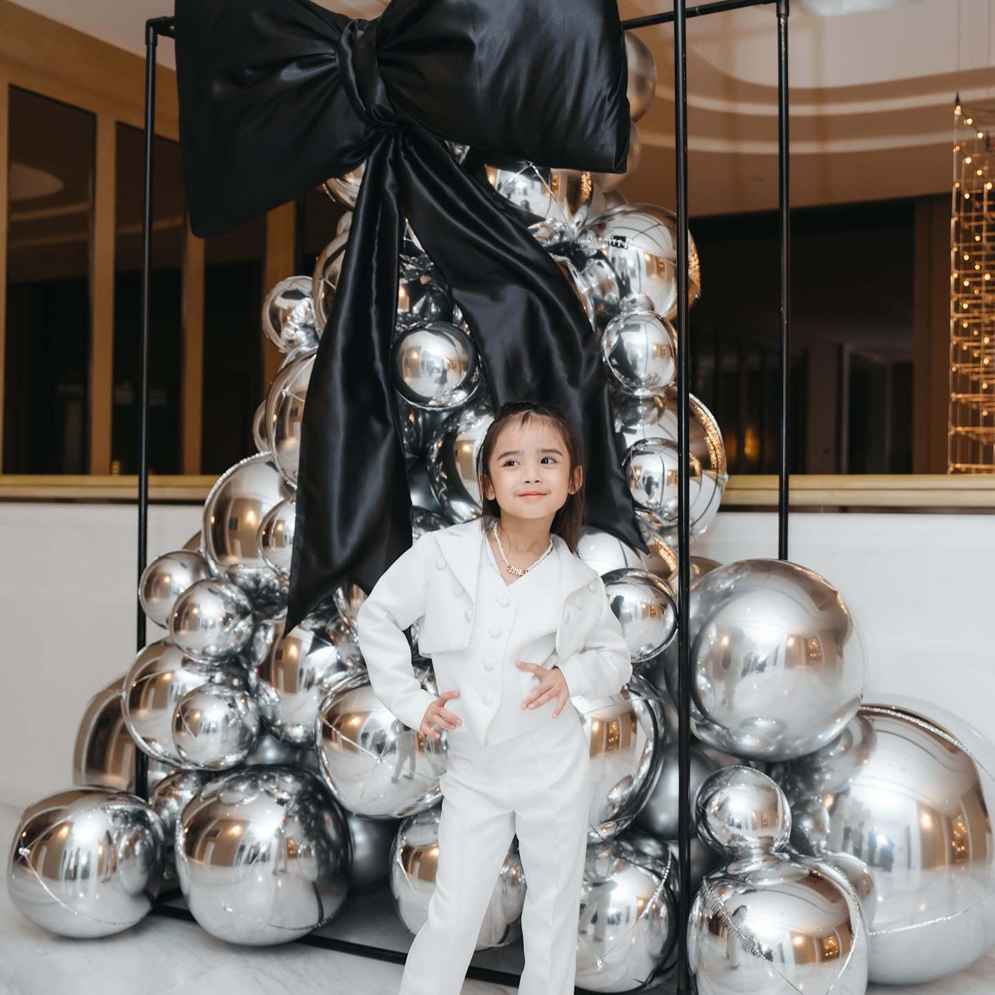 อุ้ม - ลักขณา วัธนวงส์ศิริ