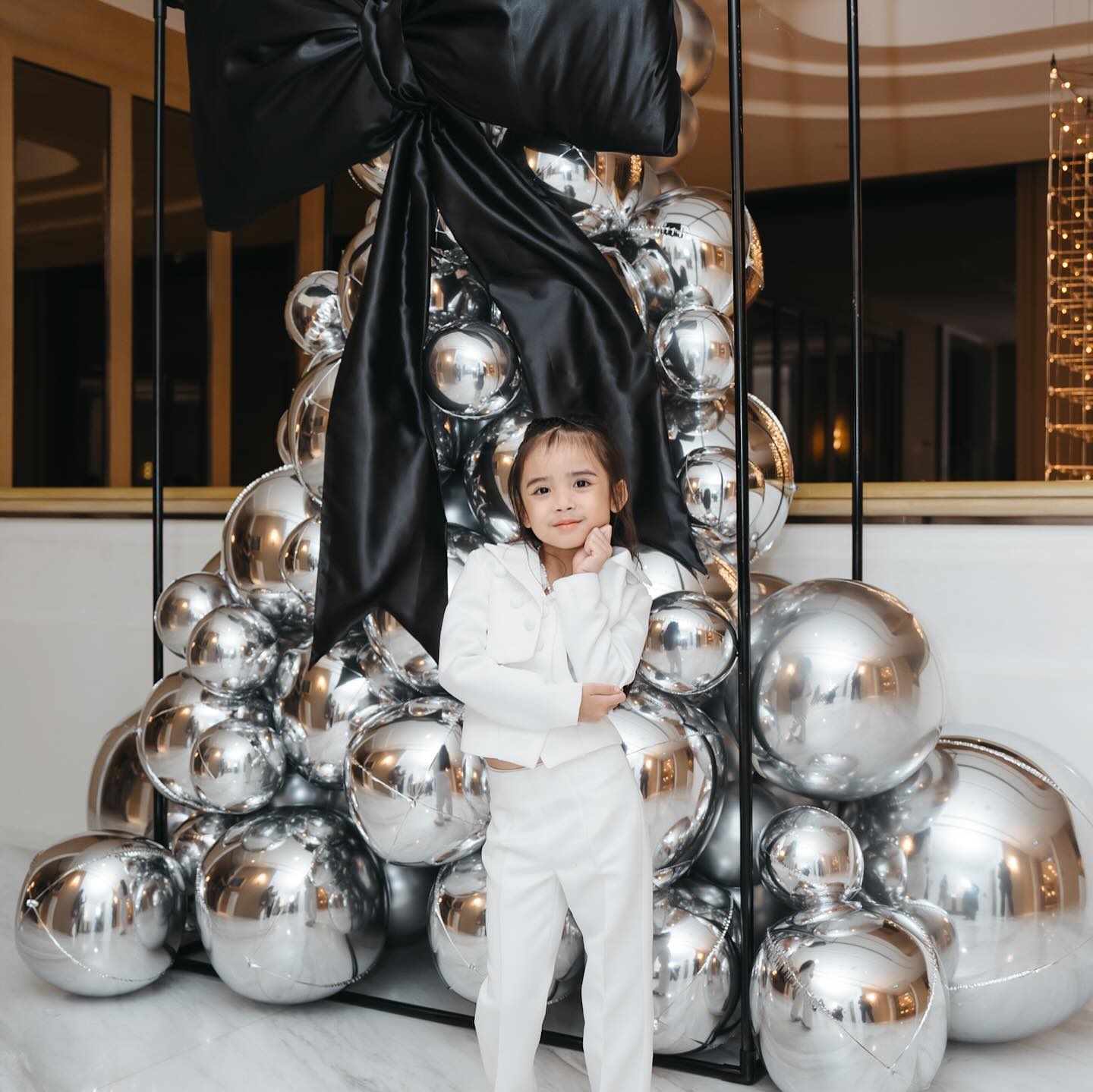 อุ้ม - ลักขณา วัธนวงส์ศิริ