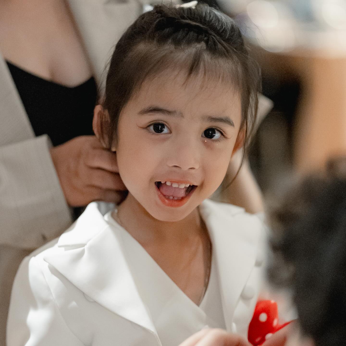 อุ้ม - ลักขณา วัธนวงส์ศิริ