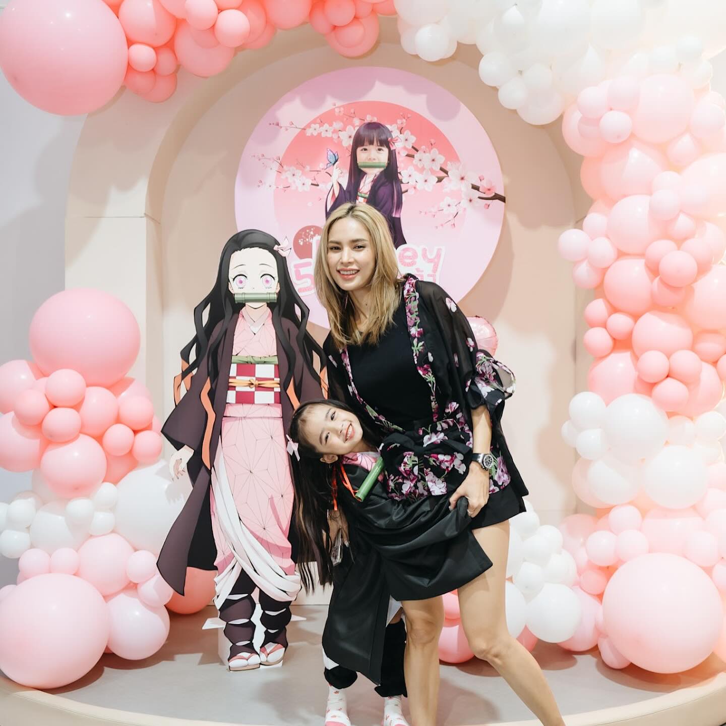 อุ้ม - ลักขณา วัธนวงส์ศิริ