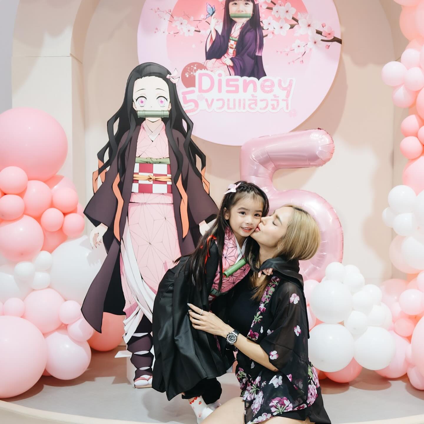 อุ้ม - ลักขณา วัธนวงส์ศิริ