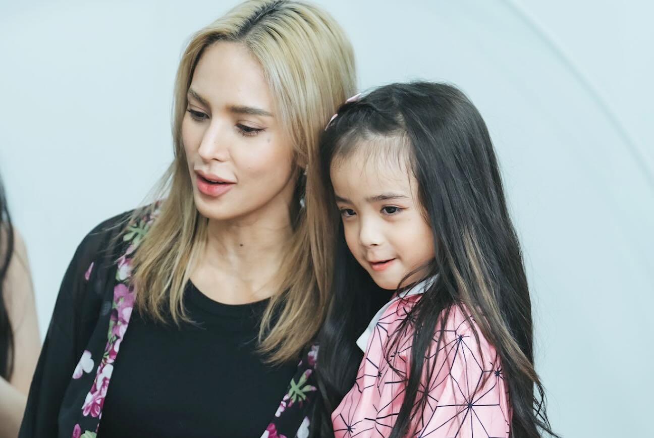 อุ้ม - ลักขณา วัธนวงส์ศิริ