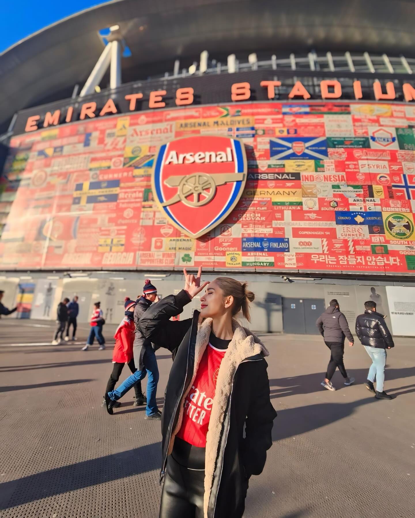 อุ้ม - ลักขณา วัธนวงส์ศิริ