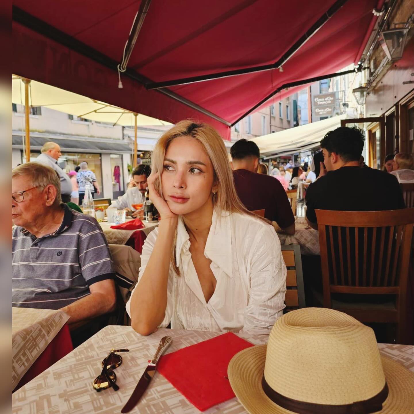 อุ้ม - ลักขณา วัธนวงส์ศิริ