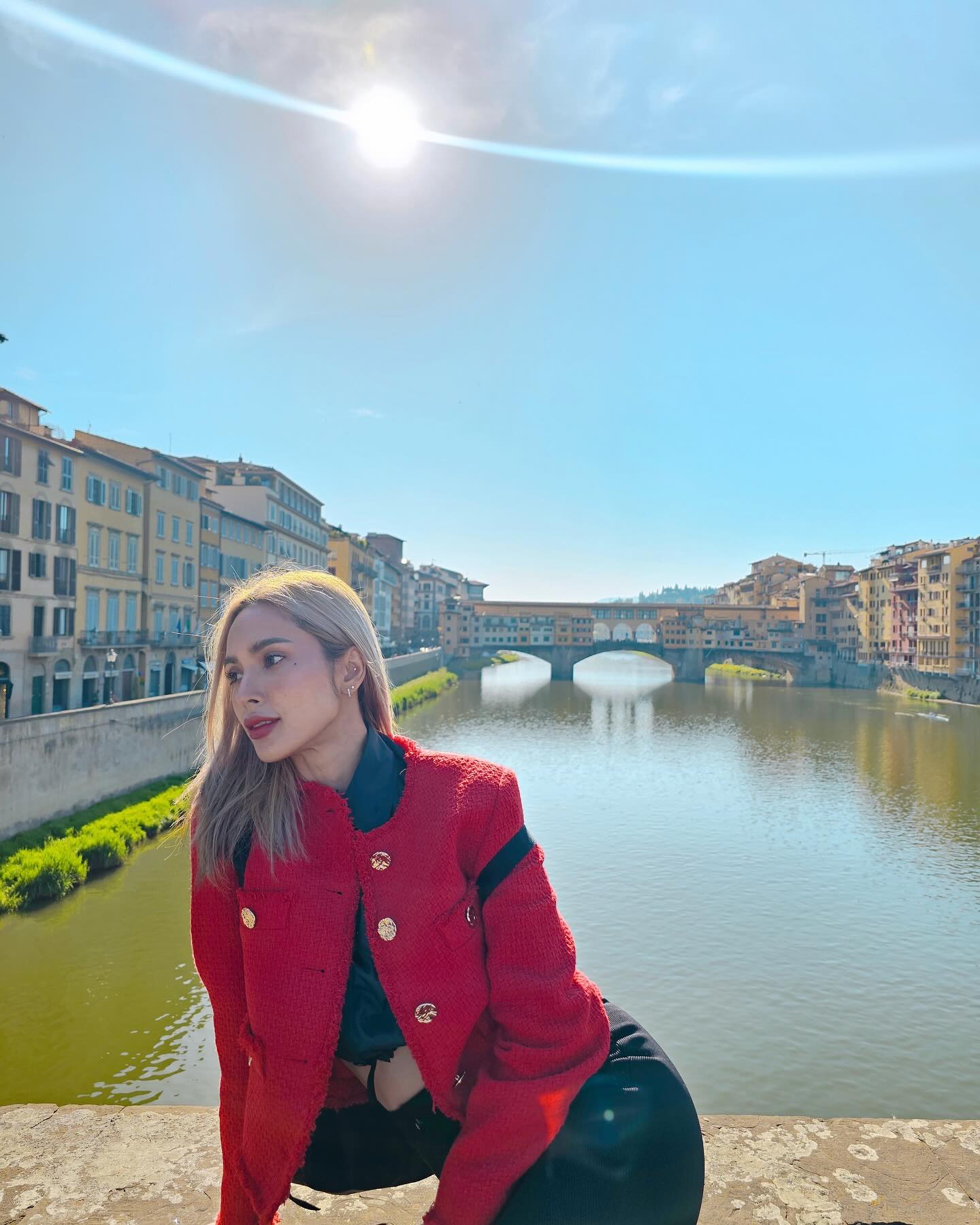 อุ้ม - ลักขณา วัธนวงส์ศิริ