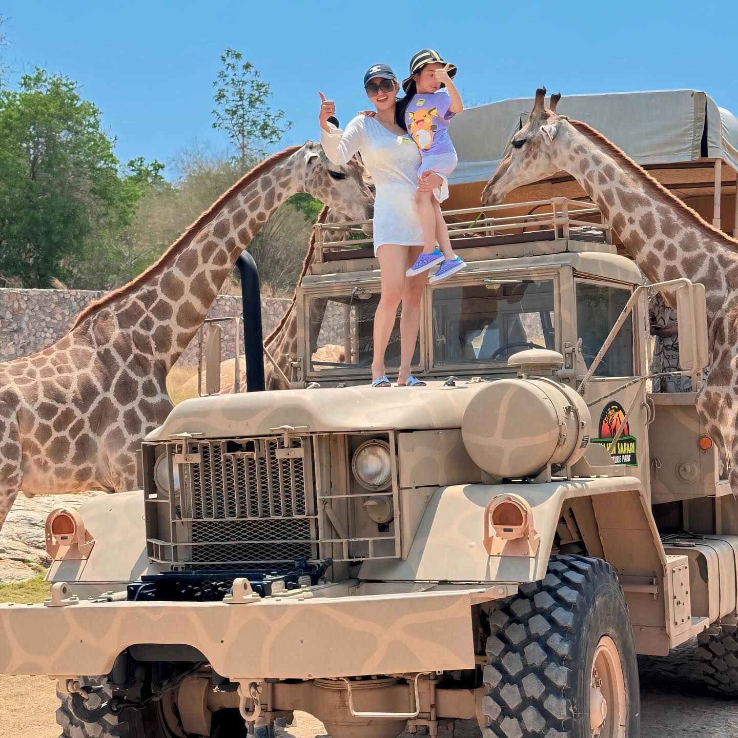 อุ้ม - ลักขณา วัธนวงส์ศิริ