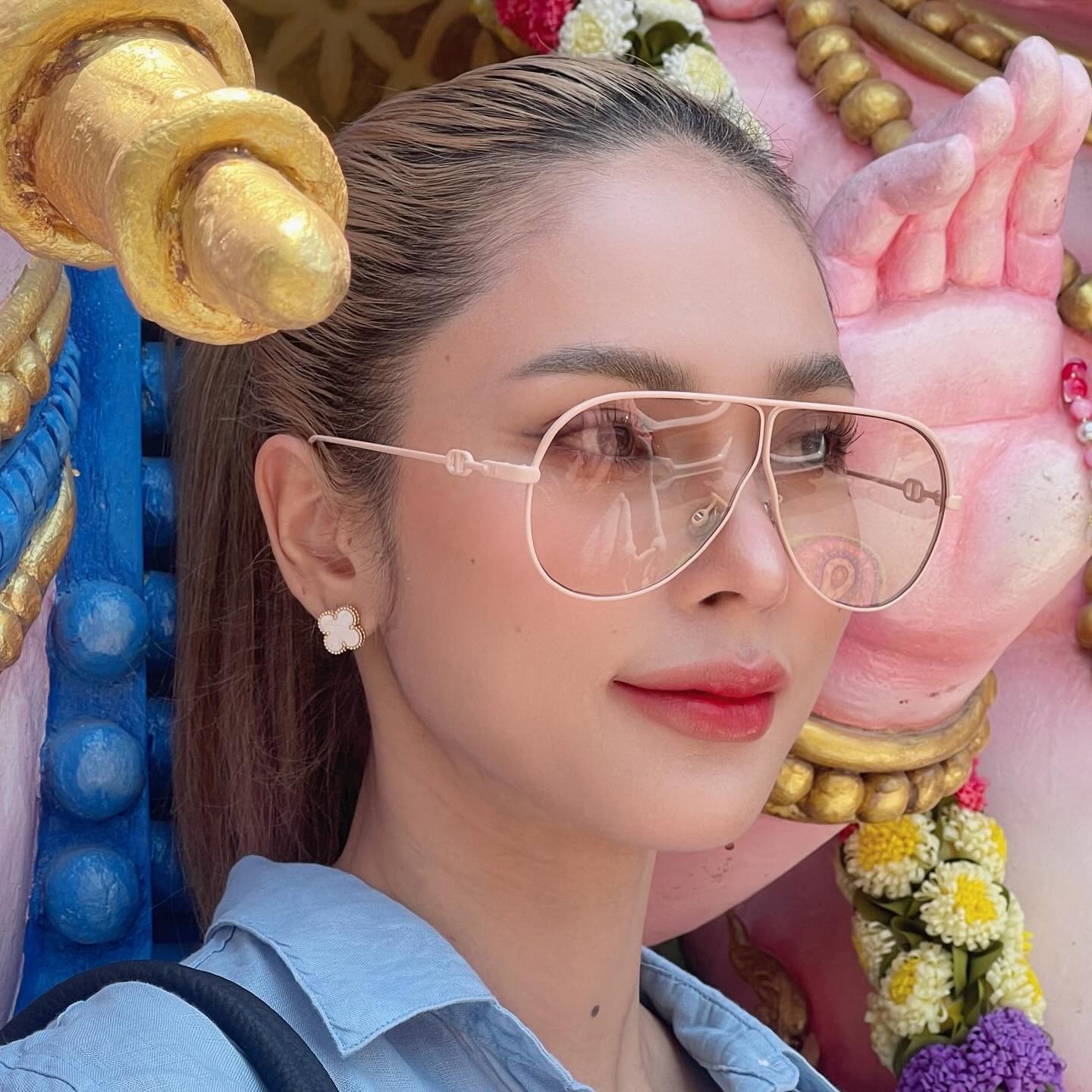 อุ้ม - ลักขณา วัธนวงส์ศิริ