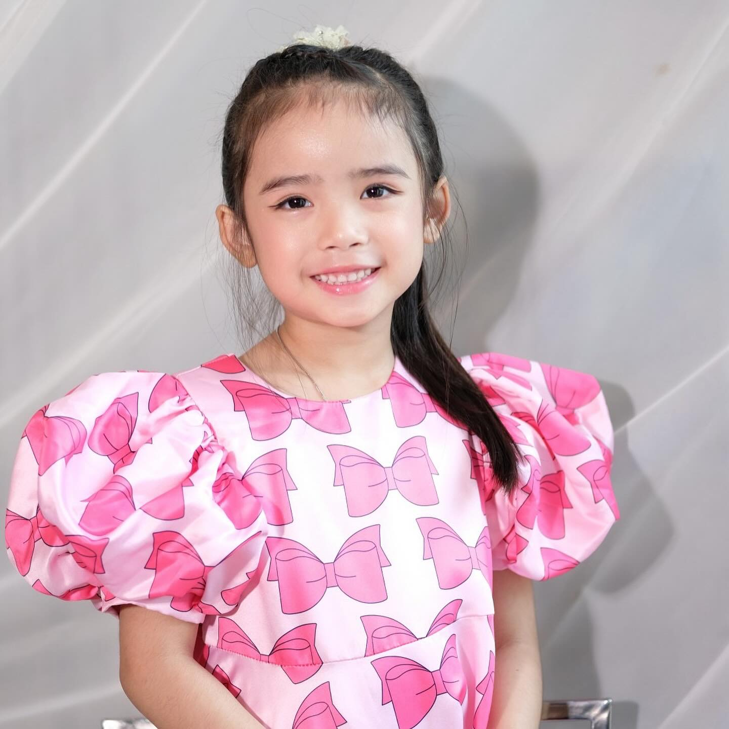 อุ้ม - ลักขณา วัธนวงส์ศิริ