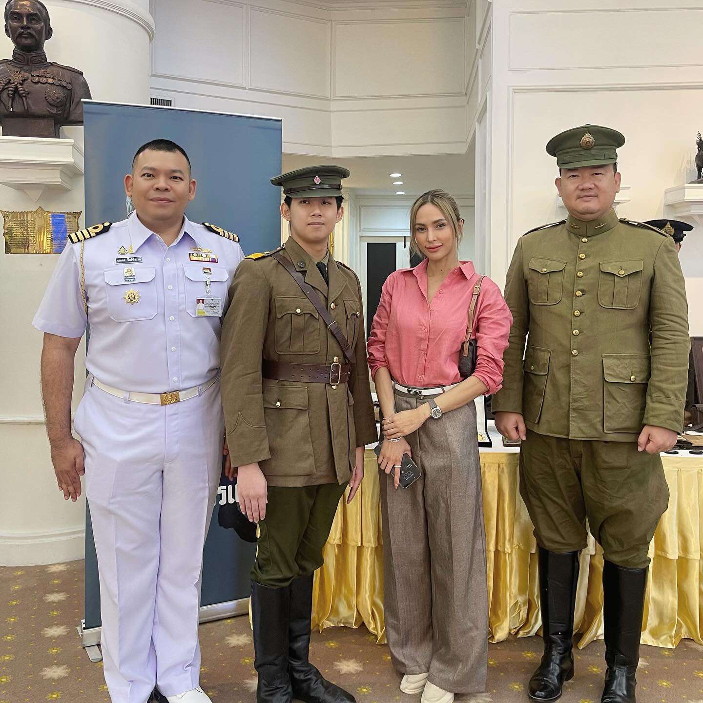 อุ้ม - ลักขณา วัธนวงส์ศิริ