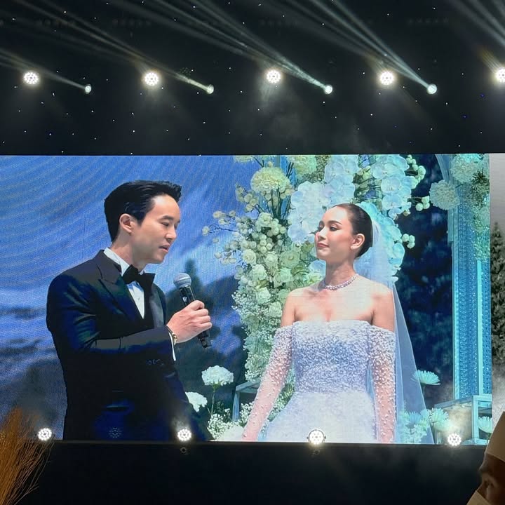 อุ้ม - ลักขณา วัธนวงส์ศิริ