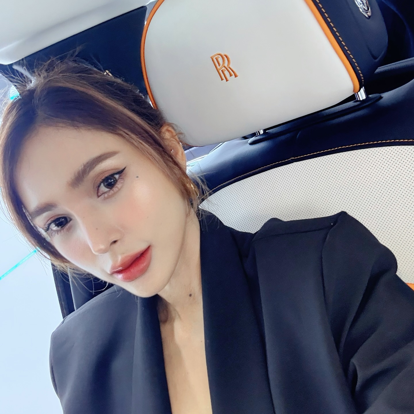 อุ้ม - ลักขณา วัธนวงส์ศิริ